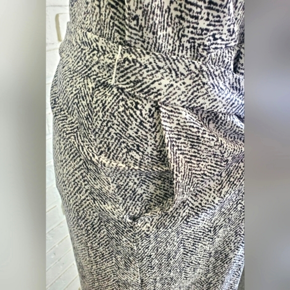 Apt 9 Sleeveless Jumpsuit Jumper Pants Animal Print Tie Belt White Gray Size L - Picture 7 of 10